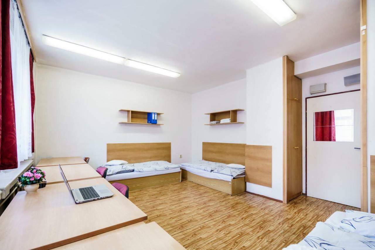Auberge de jeunesse Sinkule *